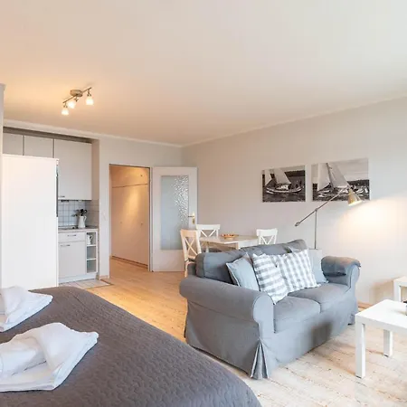 アパート Alkoven シュトランデ